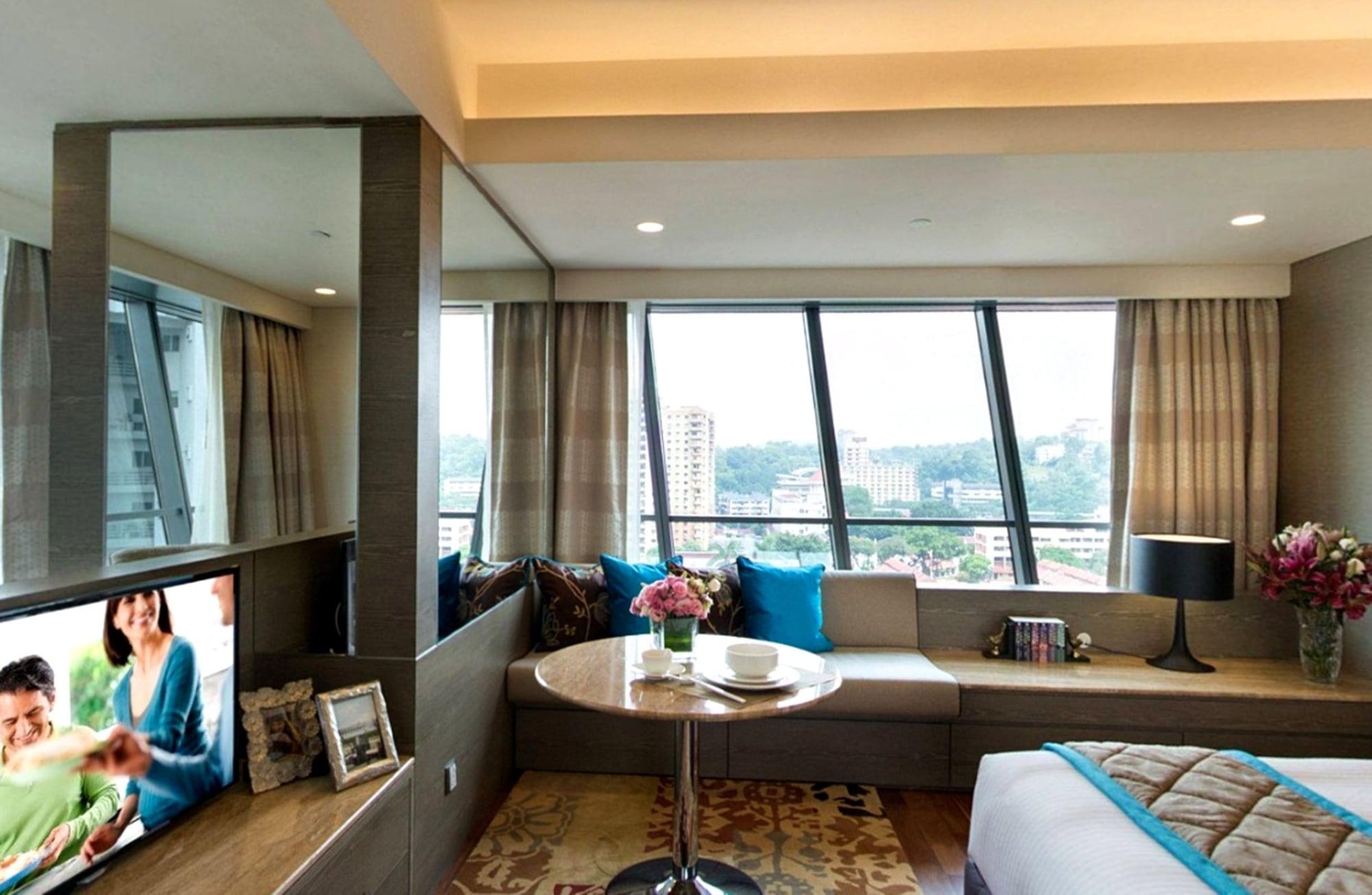 Hotel Ascott Sentral 5*